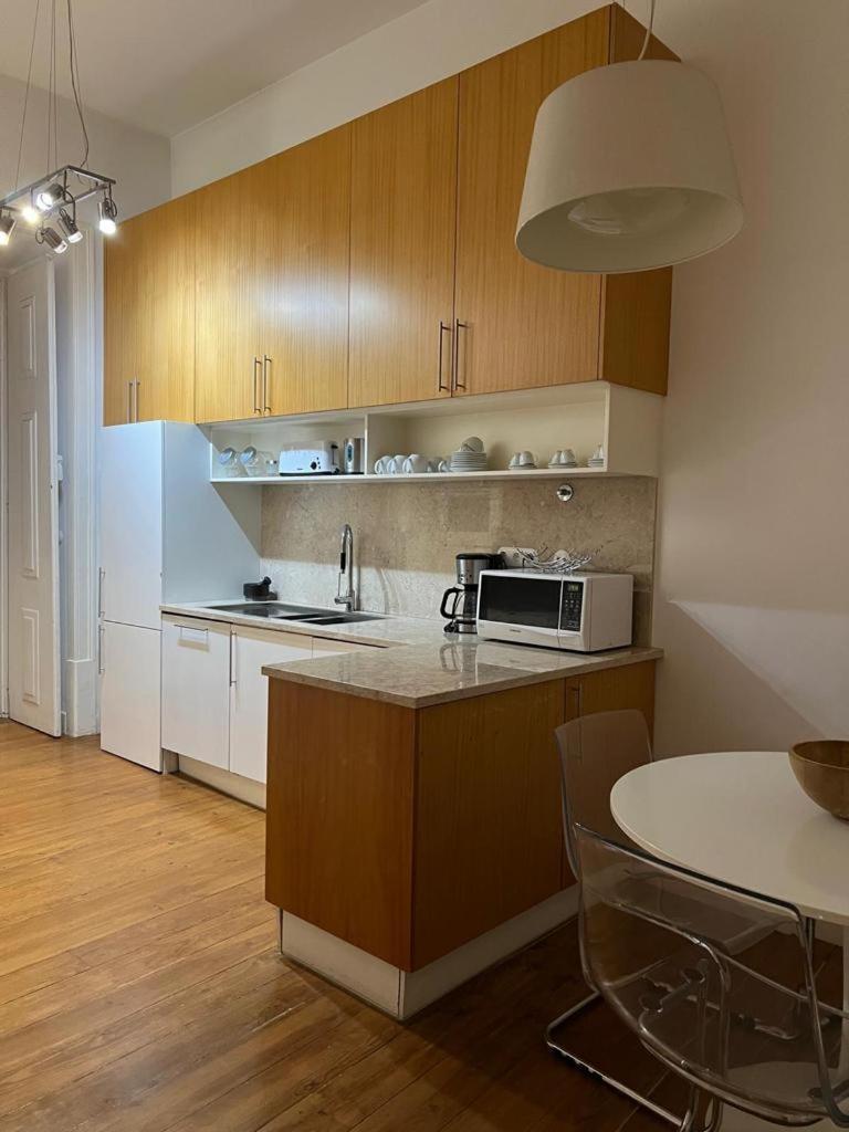 Quarto No Chiado Centro De Quarto em Acomodações Particulares *